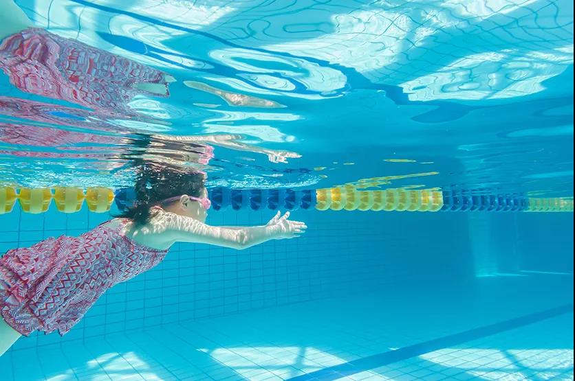 ѧУӾҪʲôˮóͷװ